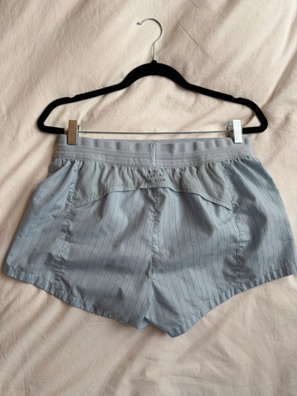 Nike Running Shorts - Picture 2 of 5